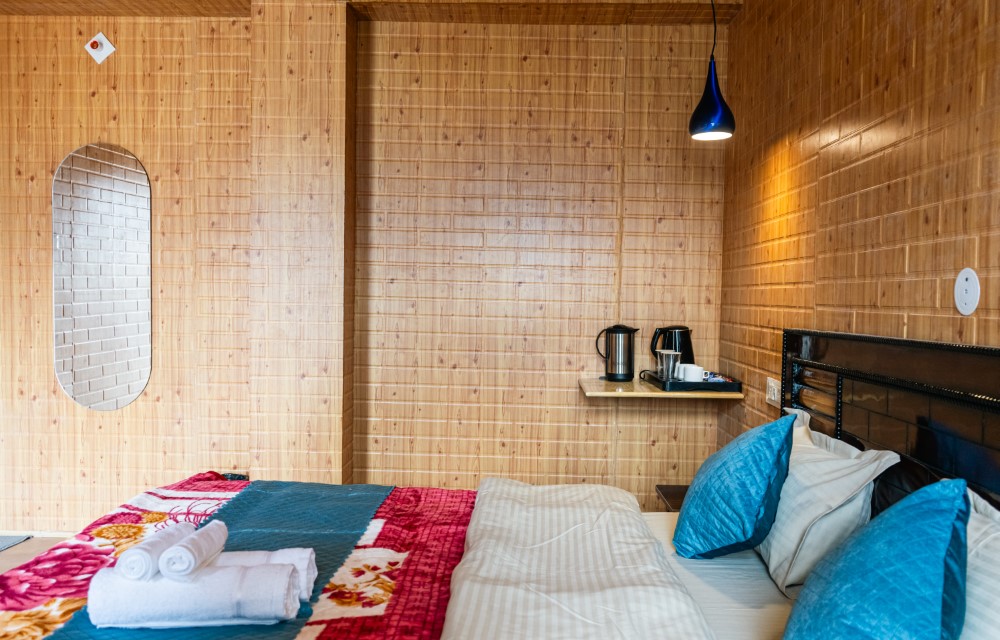 ROOMS_NAME