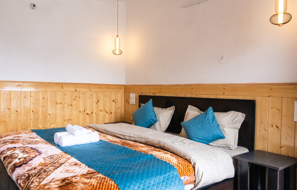 ROOMS_NAME